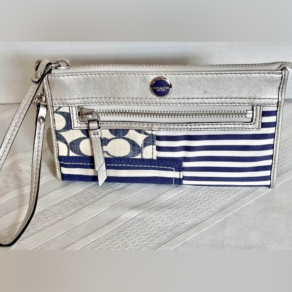 Coach Wallet Wristlet "Blue Denim" Patchwork Poppy Silver Leather Trim Dbl.Zip